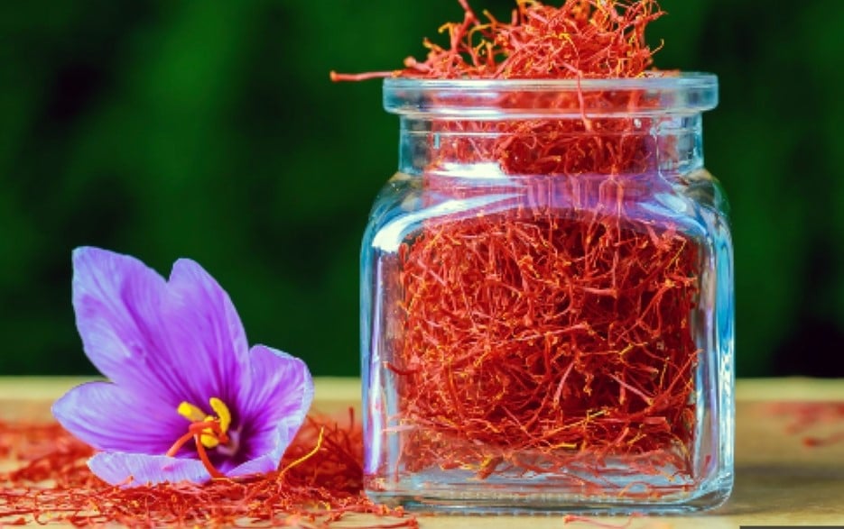 Công dụng của nhụy hoa nghệ tây ngâm mật ong Nhụy hoa nghệ tây ngâm mật ong
