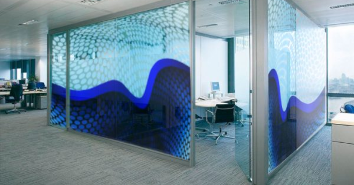 Công nghệ in 3D trên kính là gì? Quy trình in UV trên kính Công nghệ in 3D trên kính là gì? Quy trình in UV trên kính