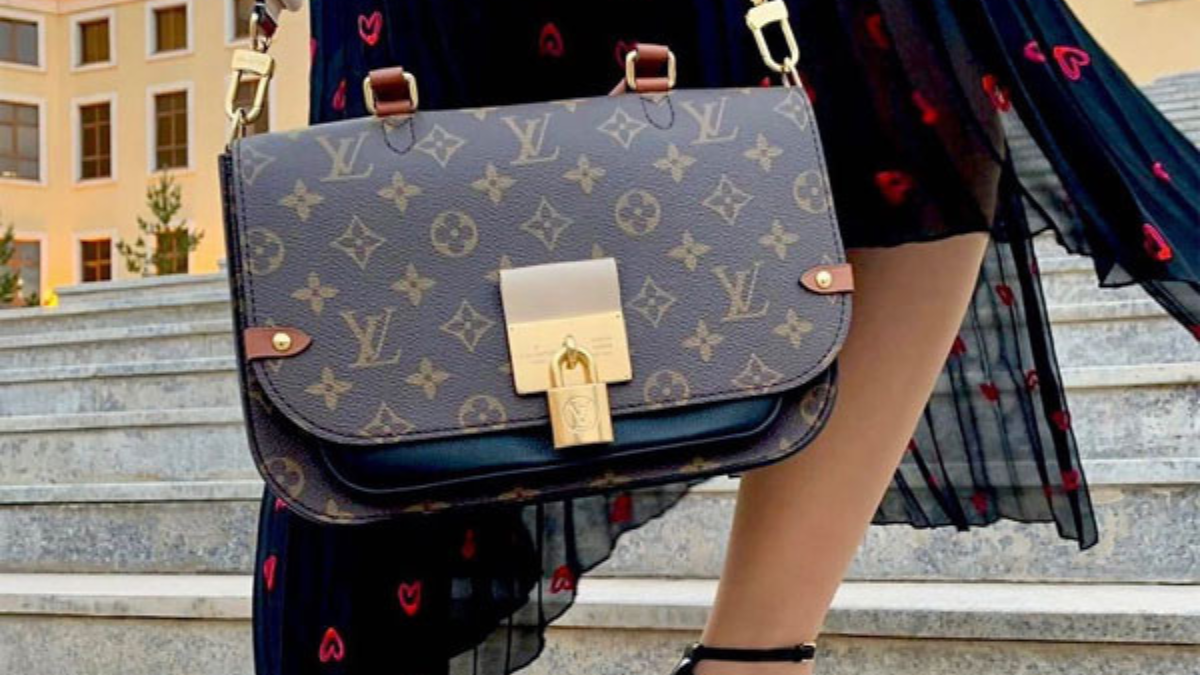 Thật - giả lẫn lộn trong cửa hàng của Louis Vuitton tại Trung Quốc