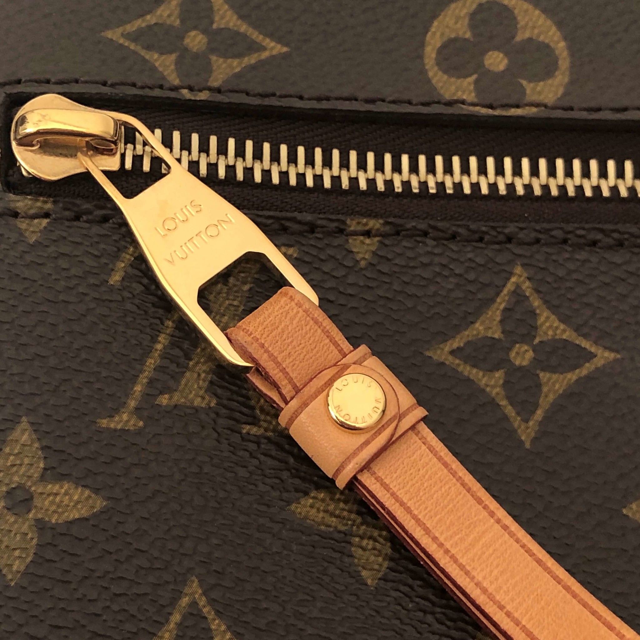 soi-do-hieu-6-meo-nho-giup-ban-phan-biet-tui-xach-louis-vuitton-real