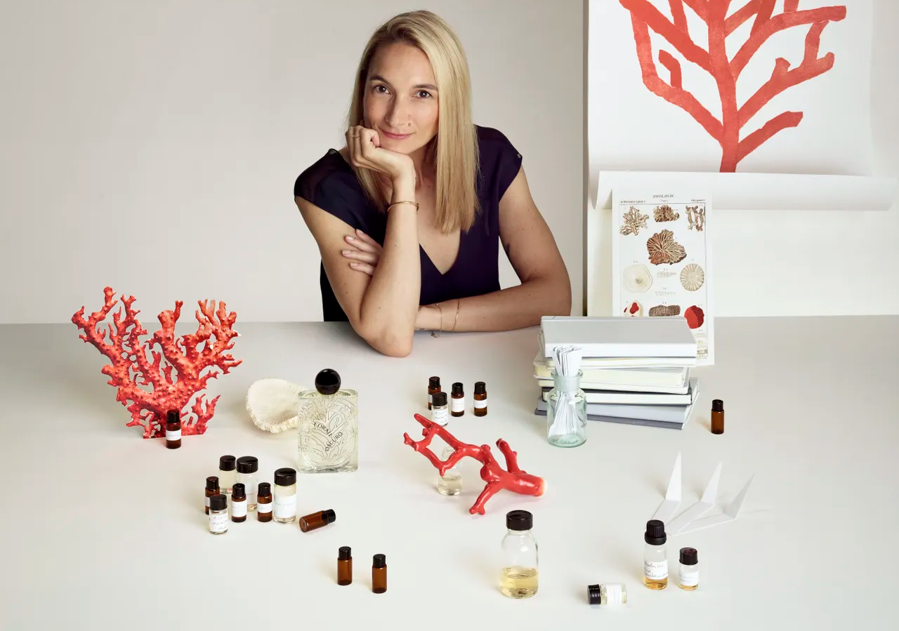 Diptyque ra mắt Les Essences de Diptyque lấy cảm hứng từ đất trời Hinh anh 2: Diptyque ra mat Les Essences de Diptyque lay cam hung tu dat troi