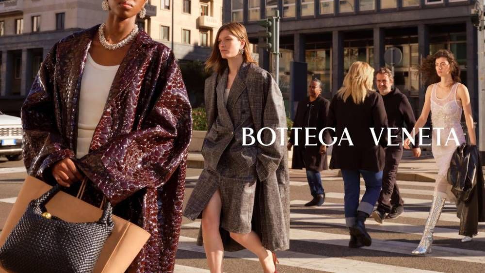 tui-xach-andiamo-dua-con-cung-moi-cua-bottega-veneta