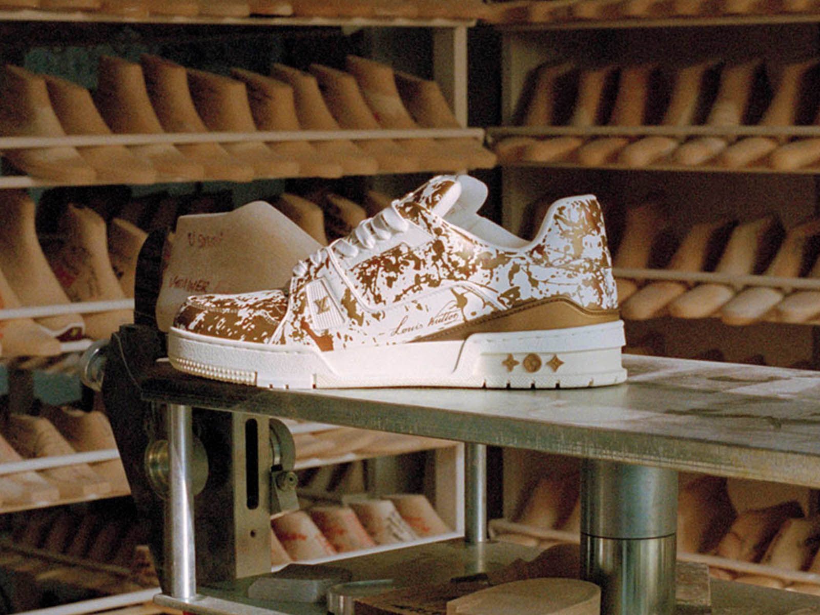 louis-vuitton-ra-mat-phien-ban-lv-trainer-graffiti-doc-nhat-vo-nhi