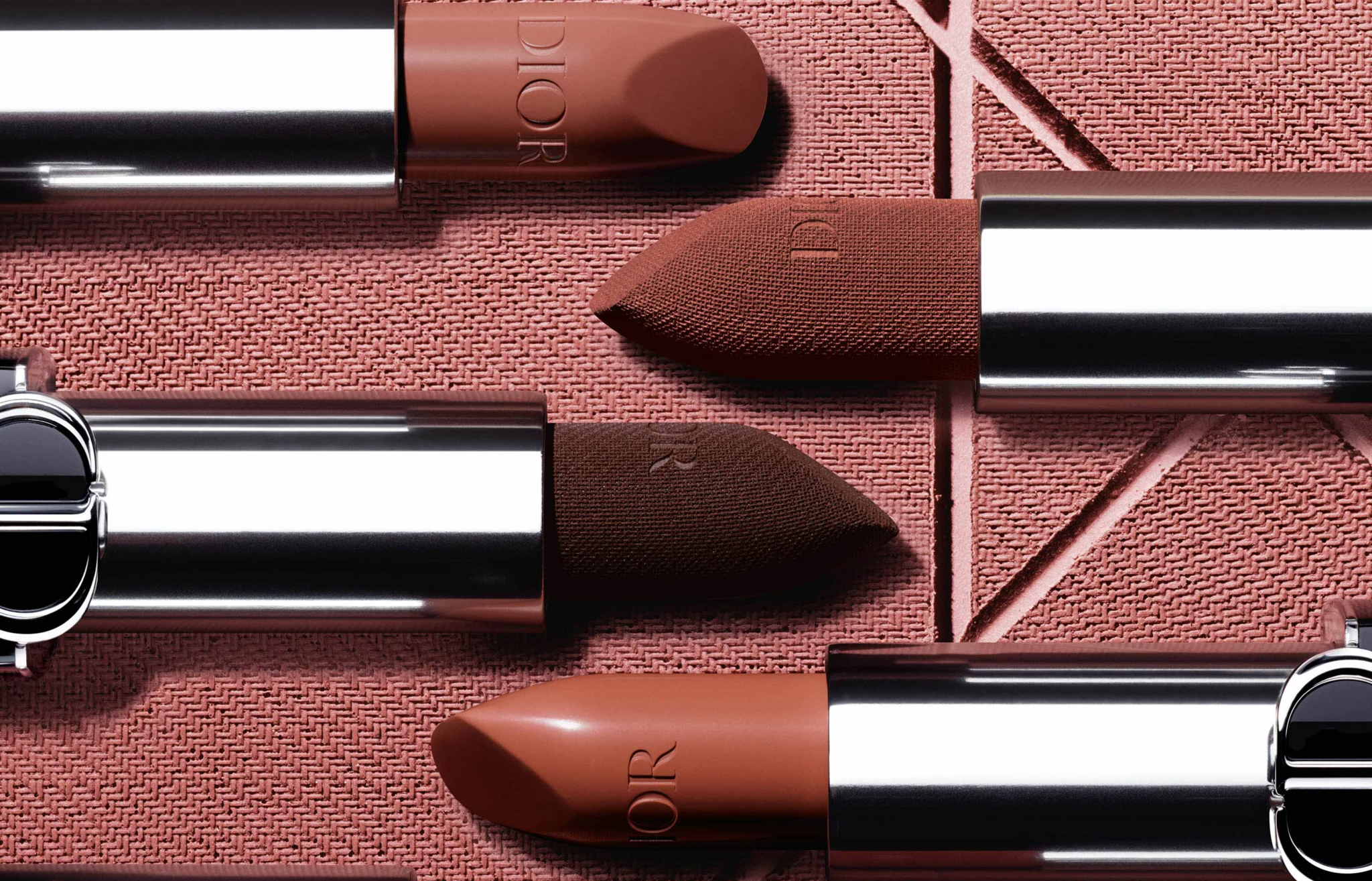 Rouge Dior trình làng bảng màu nude mới cho năm 2024 Hinh anh 2: Rouge Dior trinh lang bang mau nude moi cho nam 2024