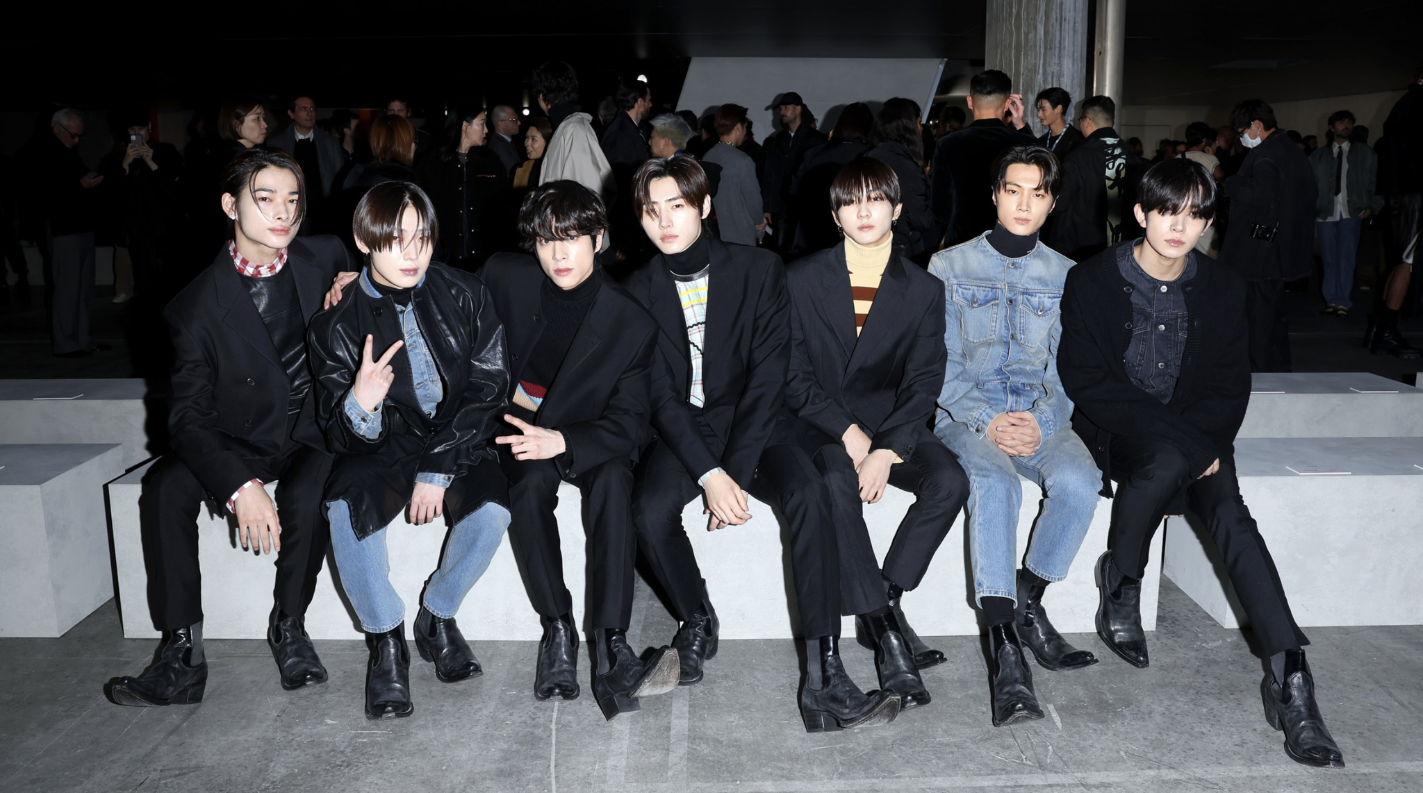enhypen-duoc-vinh-danh-la-dai-su-moi-nhat-cua-nha-mot-prada