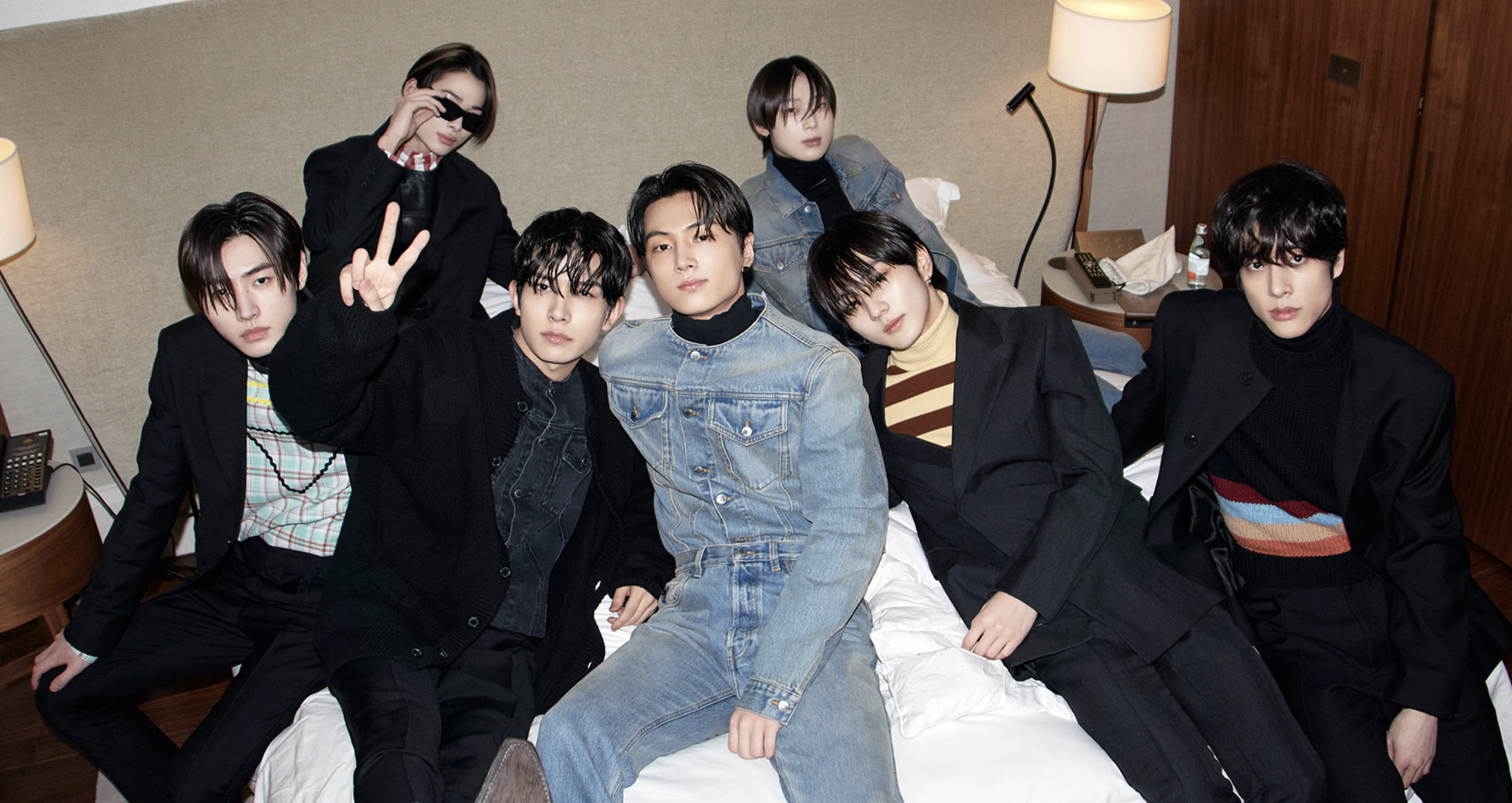 enhypen-duoc-vinh-danh-la-dai-su-moi-nhat-cua-nha-mot-prada