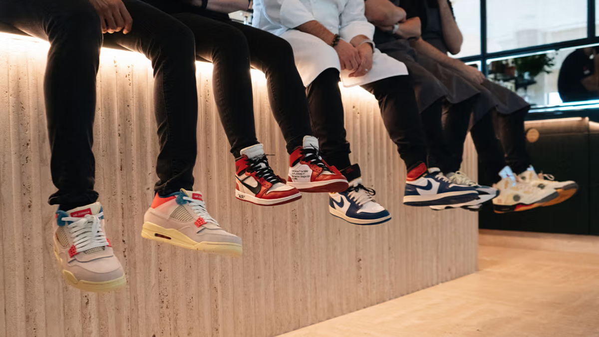 Những khoảnh khắc ấn tượng của giày Sneakers hàng hiệu Hinh anh 4: Nhung khoanh khac an tuong cua giay Sneakers hang hieu