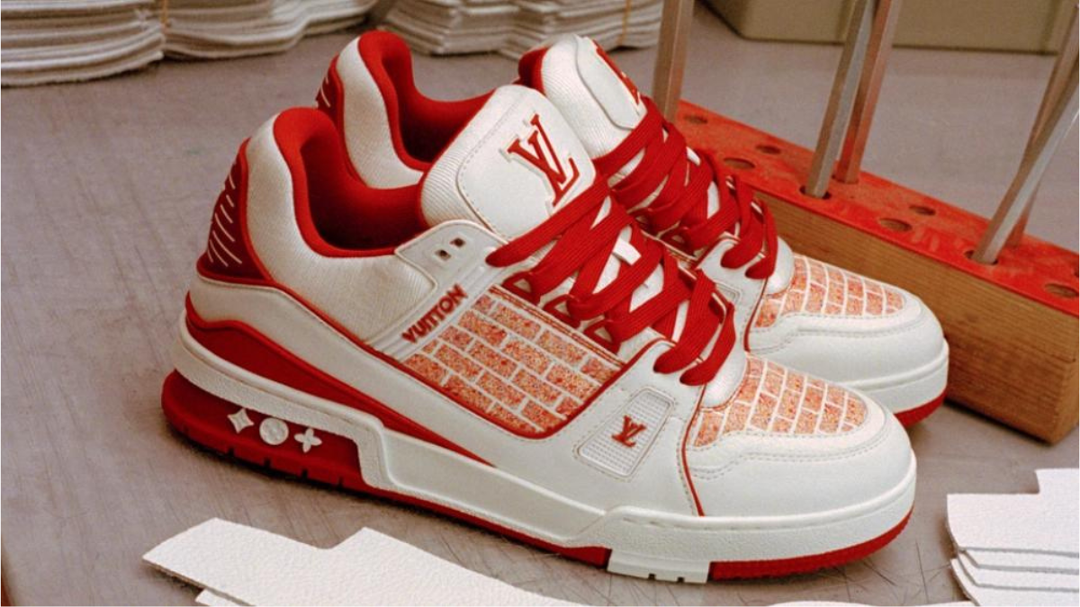 louis-vuitton-ra-mat-phien-ban-lv-trainer-graffiti-doc-nhat-vo-nhi