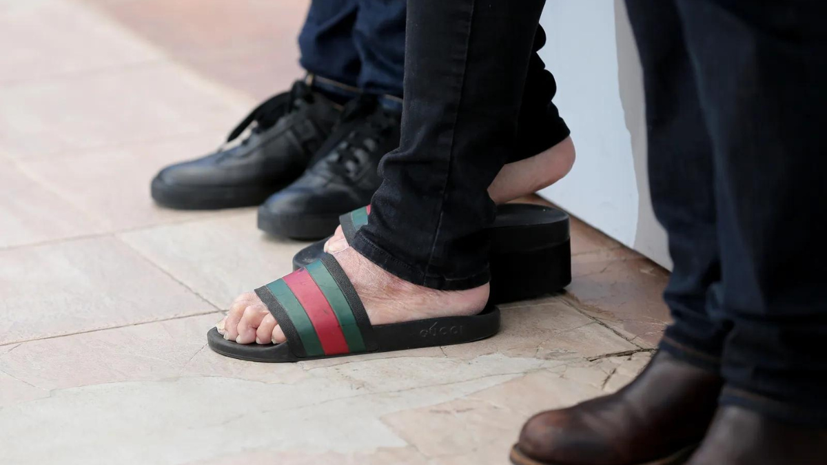 soi-do-hieu-nhung-meo-nho-giup-ban-phan-biet-gucci-slide-real-va-fake