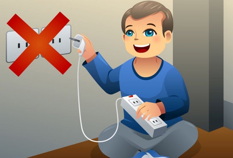 Những điều phụ huynh phải giám sát tuyệt đối để tránh tai nạn điện giật cho trẻ