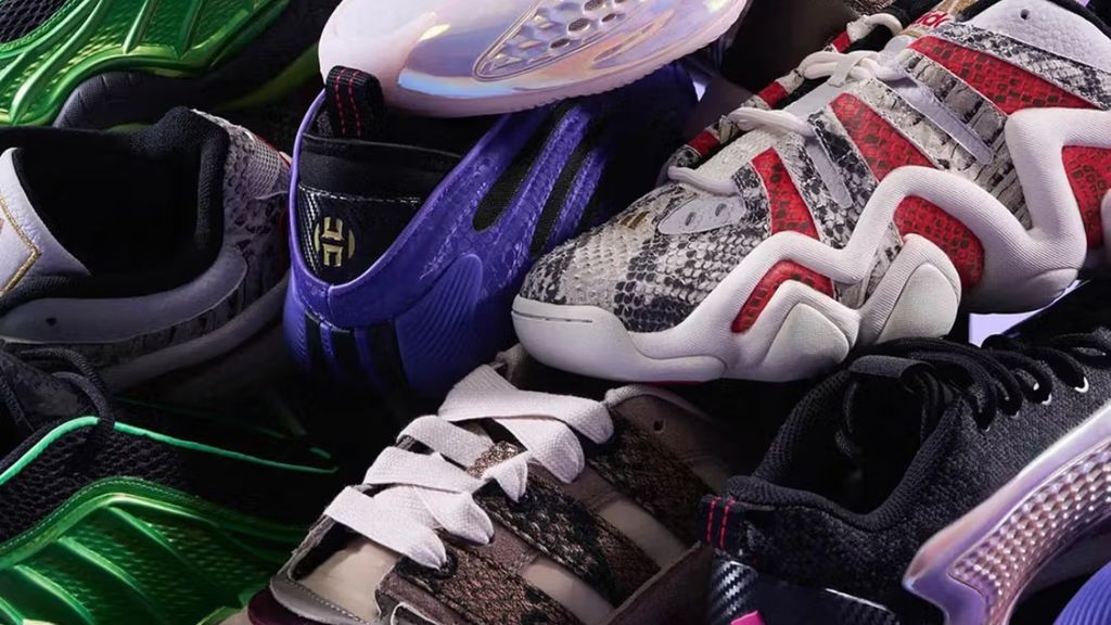 Adidas ra mắt bộ sưu tập rắn chào đón năm mới