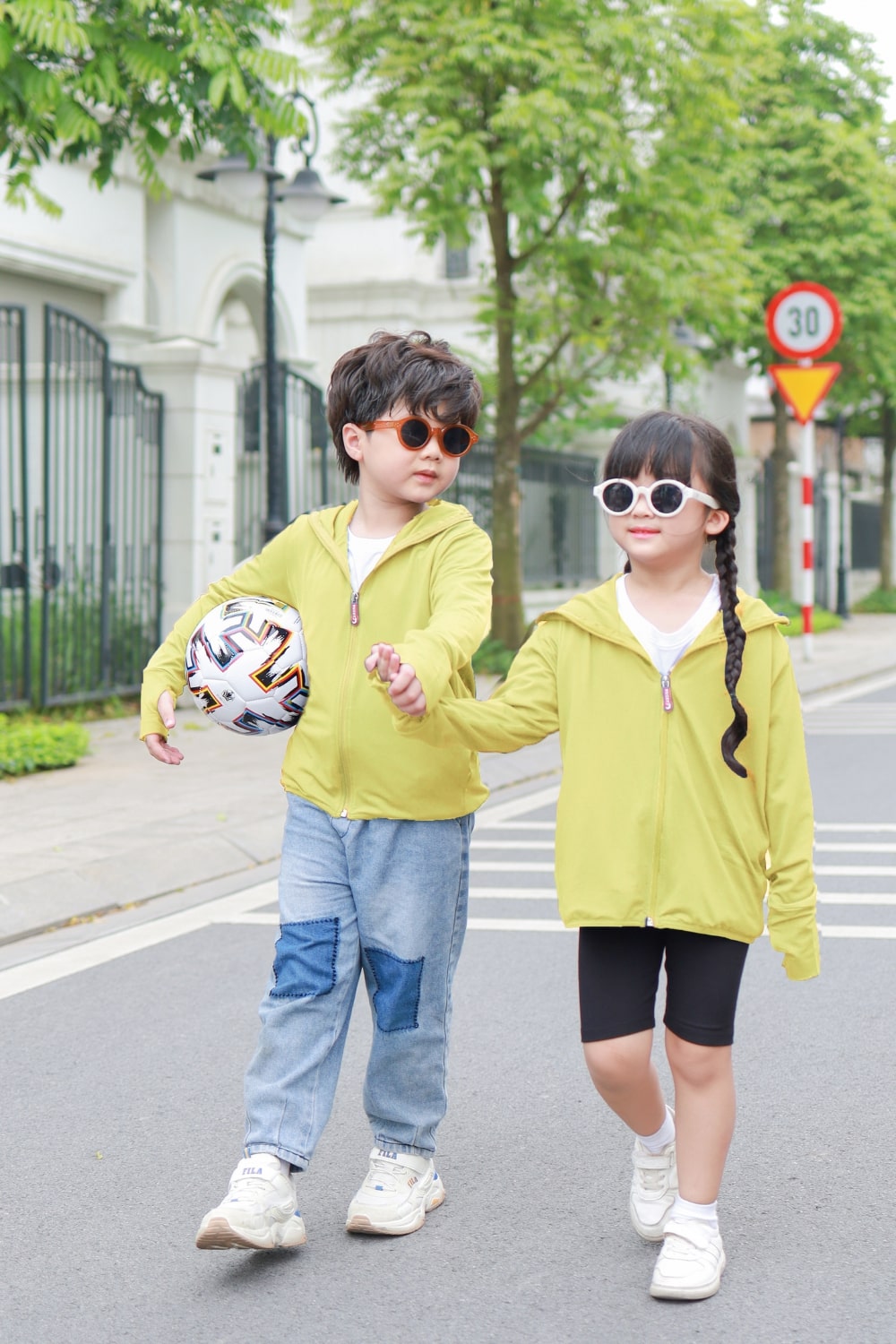 áo chống nắng trẻ em