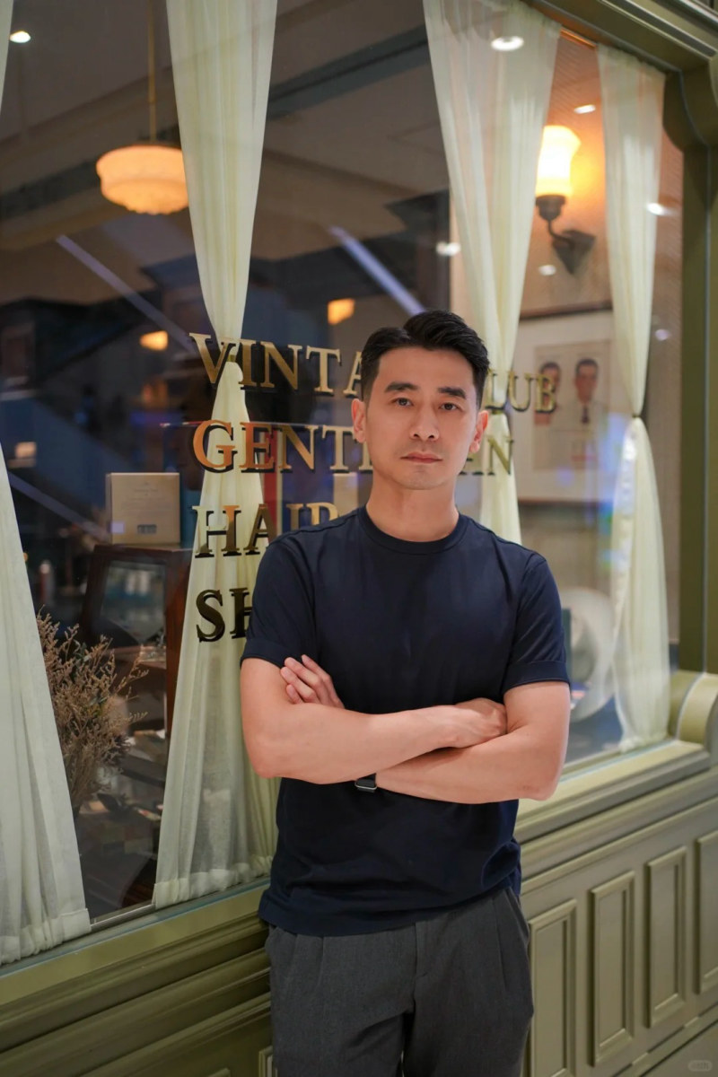 kiểu tóc nam trung niên châu á