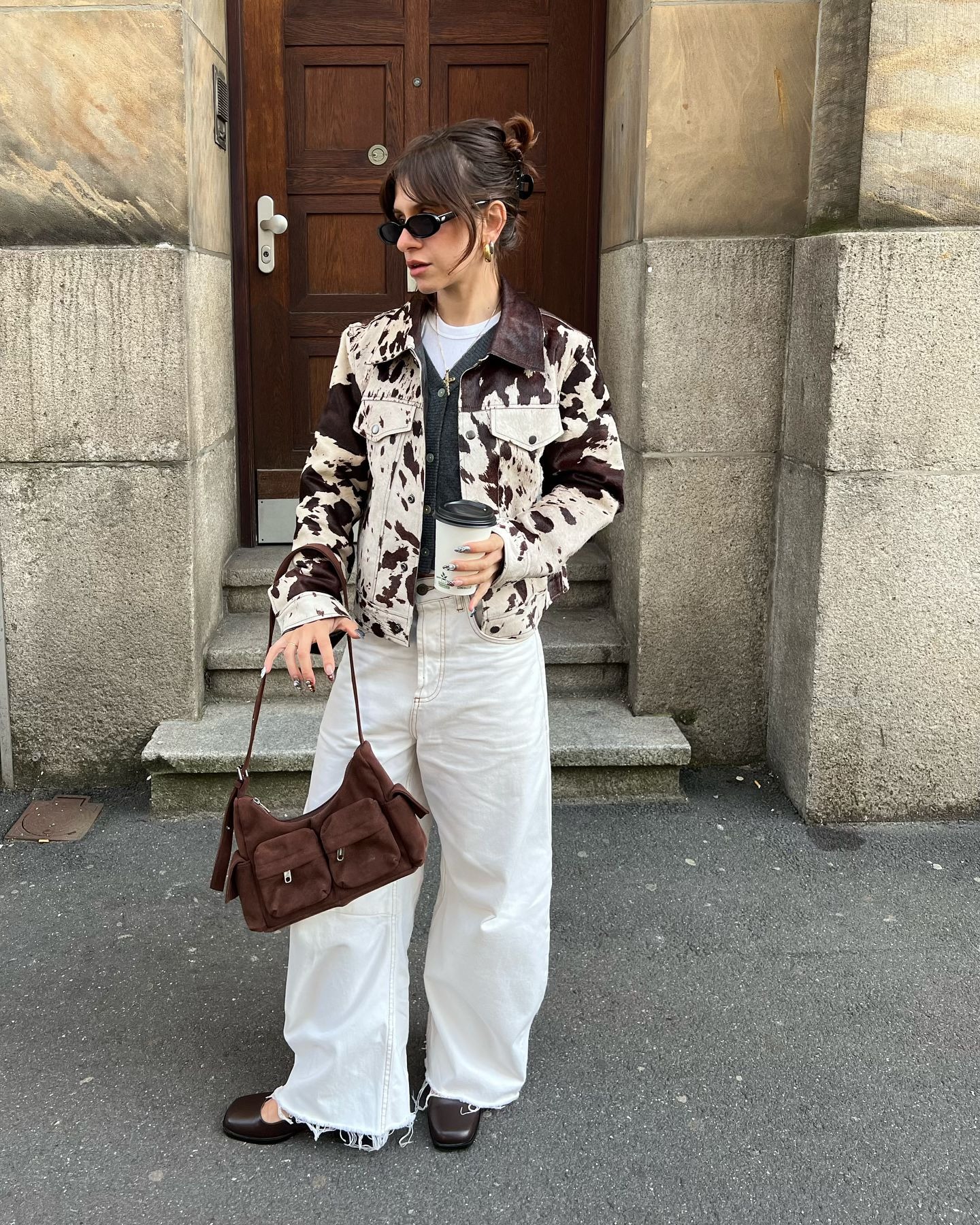 Bí quyết phối đồ chinh phục họa tiết da bò