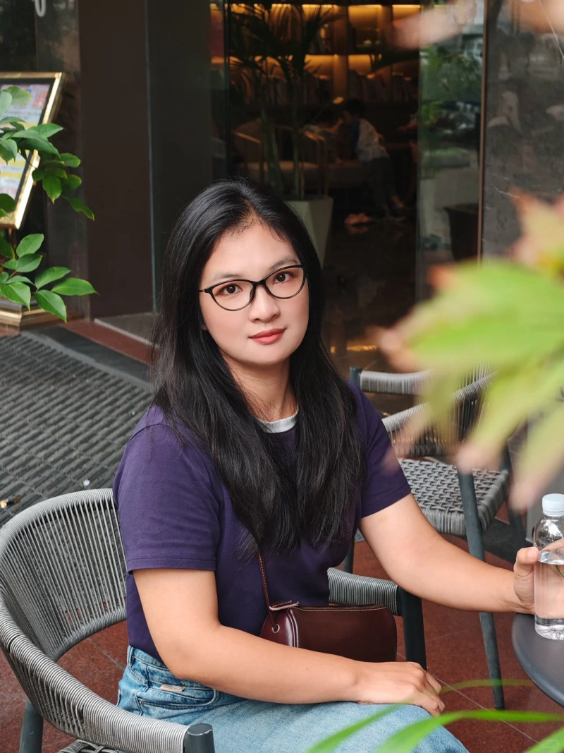 mặt vuông đeo kính gì