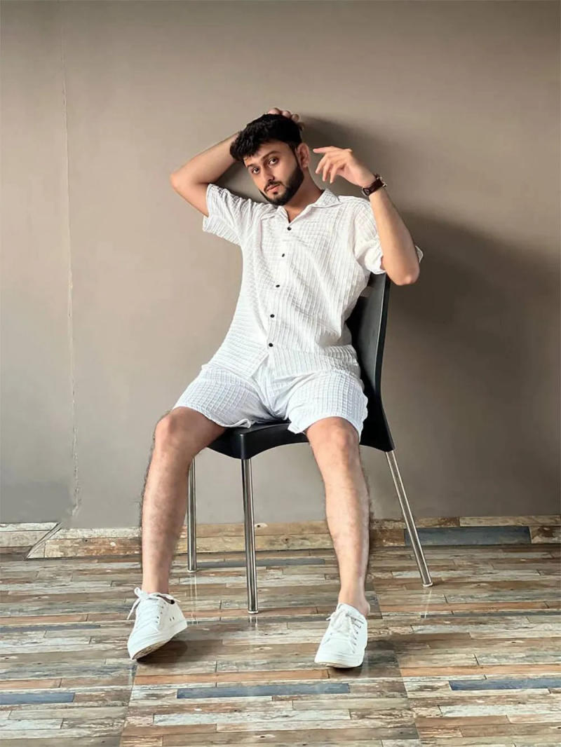 Tông Màu Đơn Sắc (Monochrome)