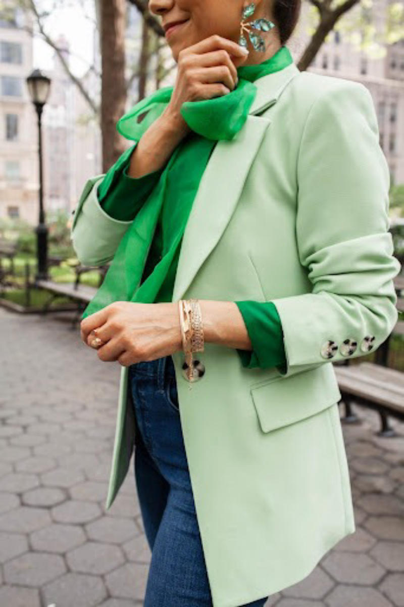 cách phối đồ đẹp cho trang phục đơn sắc