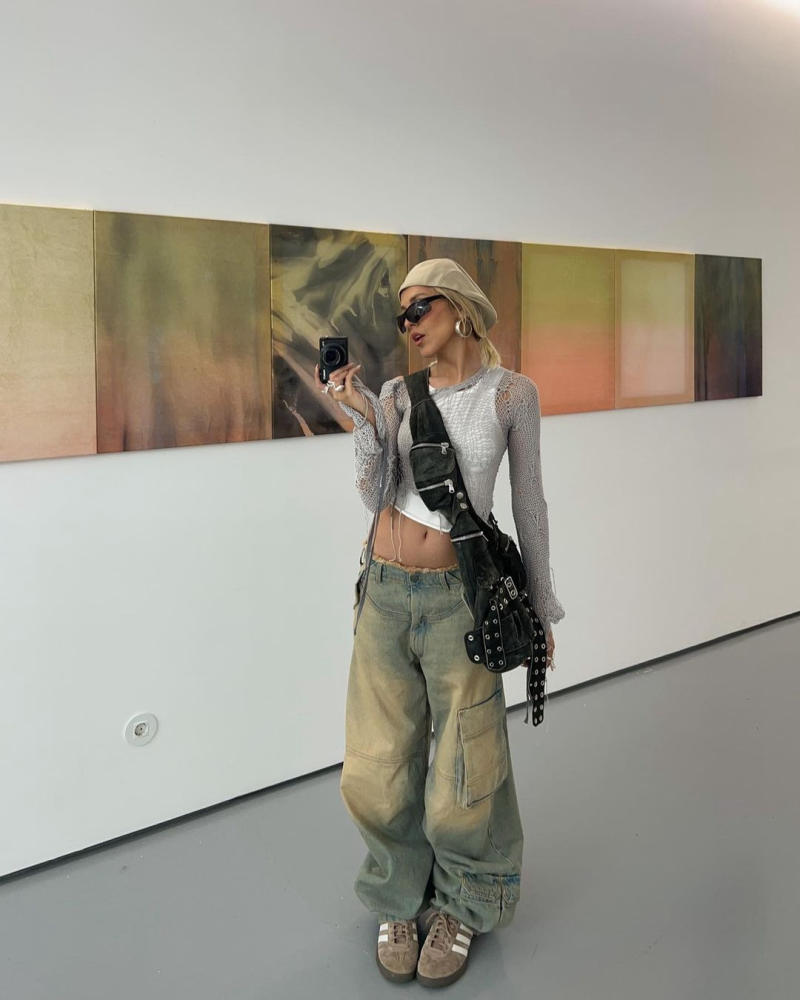 Tuyên Ngôn Y2K Đầy Cá Tính Cùng Túi Đeo Chéo Hầm Hố