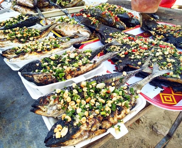 cá nướng trên vỉ