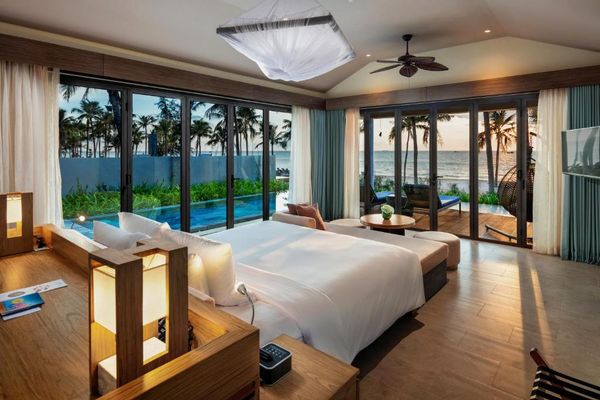 Căn phòng 1 giường ngủ với view biển tại Novotel Phú Quốc