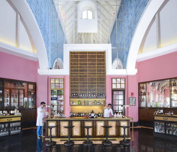 Department of Chemistry Bar tại W Marriott Phú Quốc Emerald Bay
