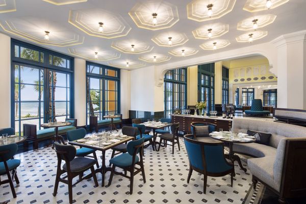 Không gian nhà hàng Tempus Fugit tại JW Marriott Phú Quốc Emerald Bay