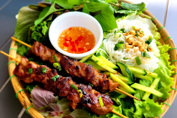 How to Make Vietnamese Grilled Pork Noodle Salad