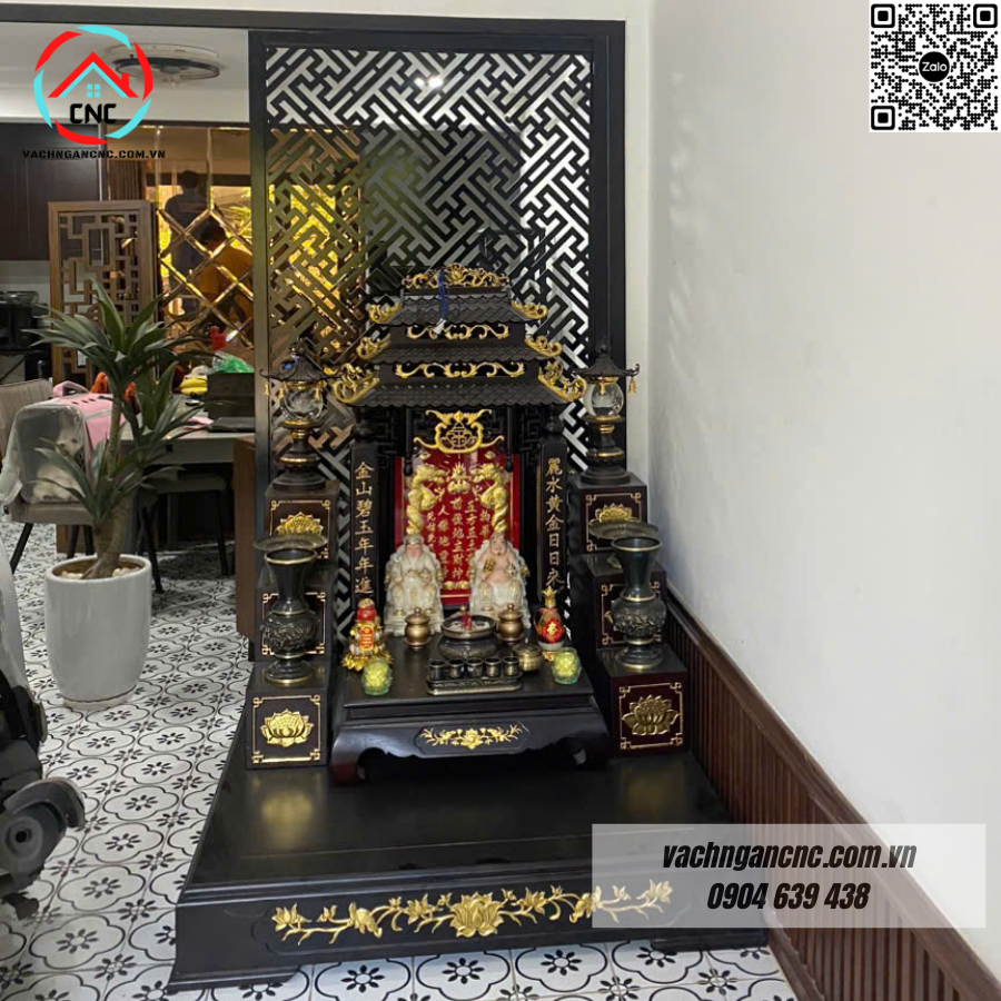 Vách ngăn bàn thờ thần tài ông địa thiết kế hoa văn tinh xảo