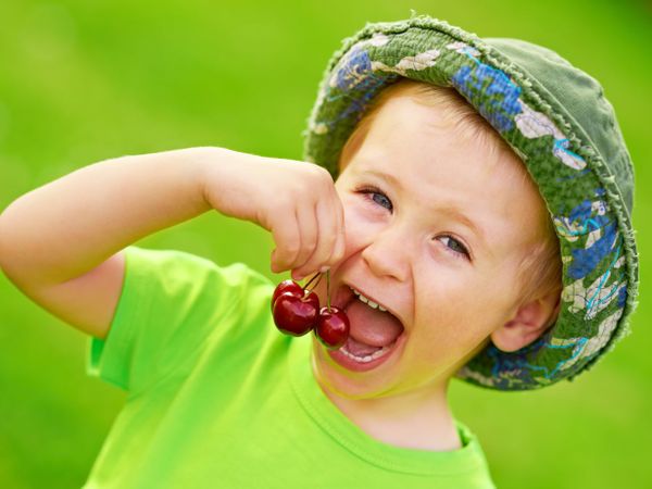 6 Loại Trái Cây Giàu Canxi Cho Trẻ – Hỗ Trợ Xương, Răng Chắc Khỏe Cherry