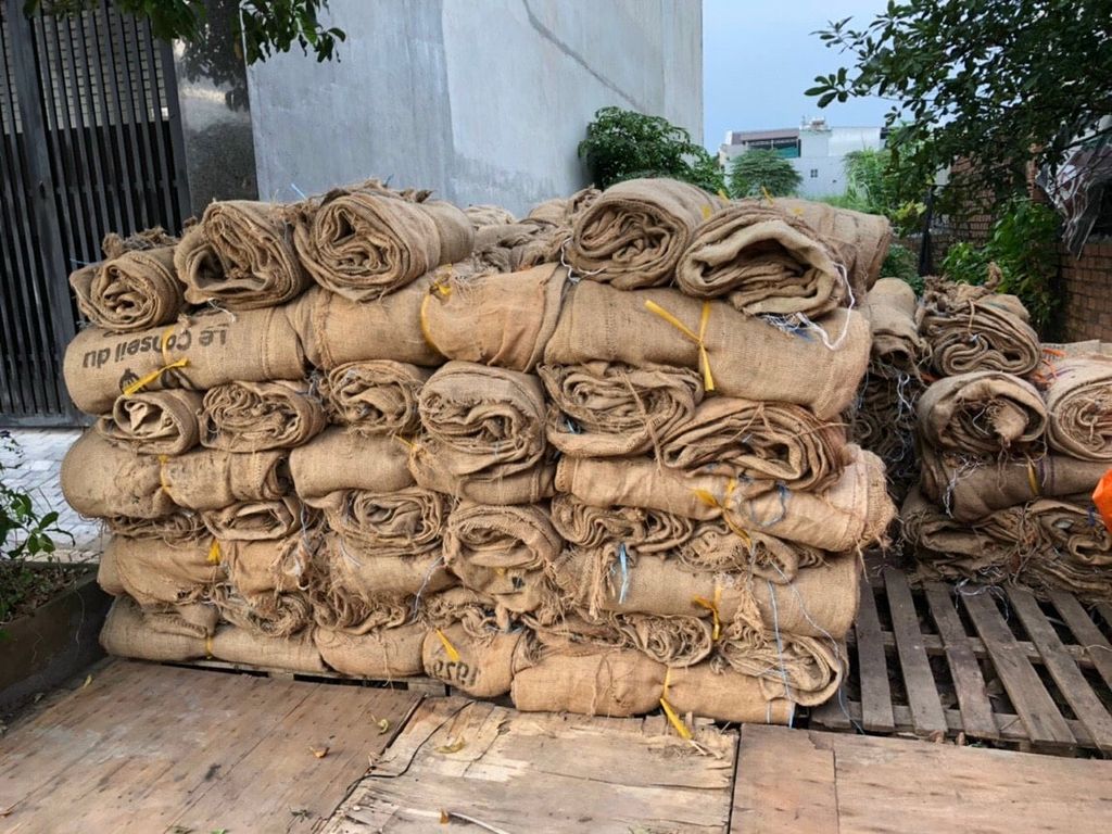 Chinh Phục Công Trình Bền Bỉ Với Bao Bố Bảo Dưỡng Bê Tông