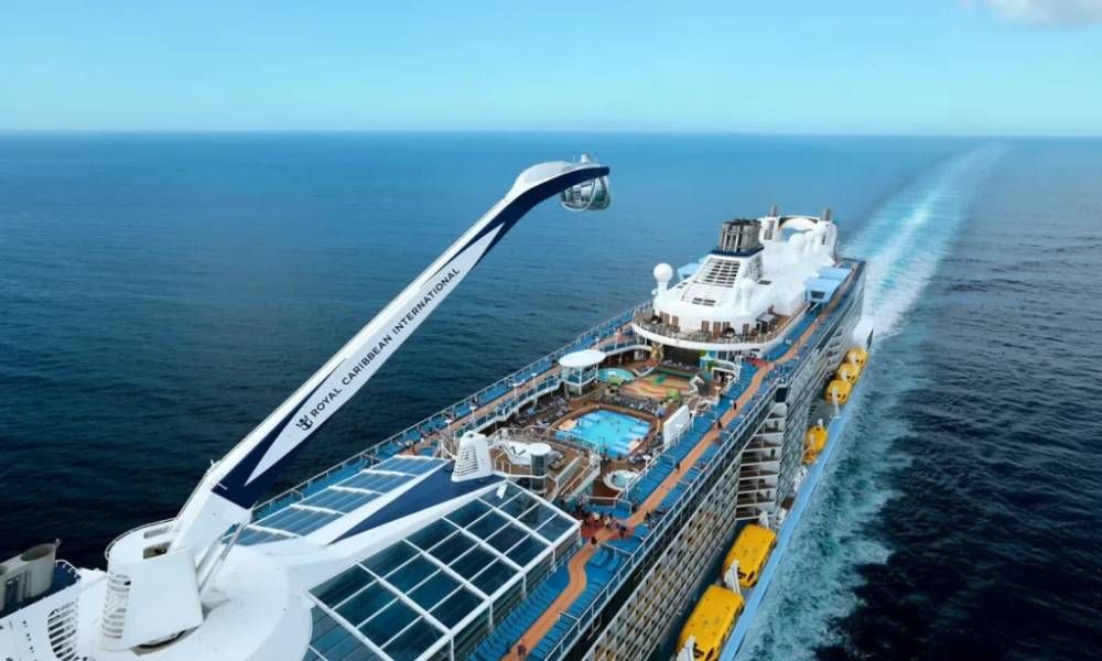Nghỉ dưỡng trên du thuyền Spectrum of the Seas đẳng cấp thế giới