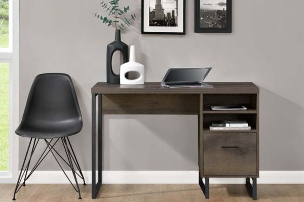 bàn làm việc chân sắt