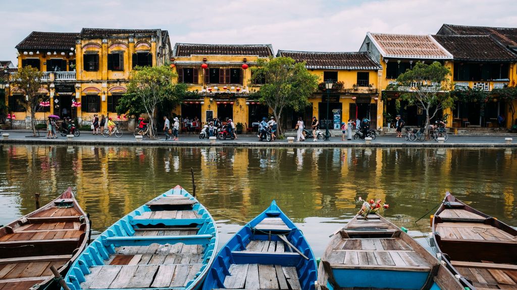 Life Style Asia viết về những điều tuyệt vời nhất để trải nghiệm ở phố cổ Hội An