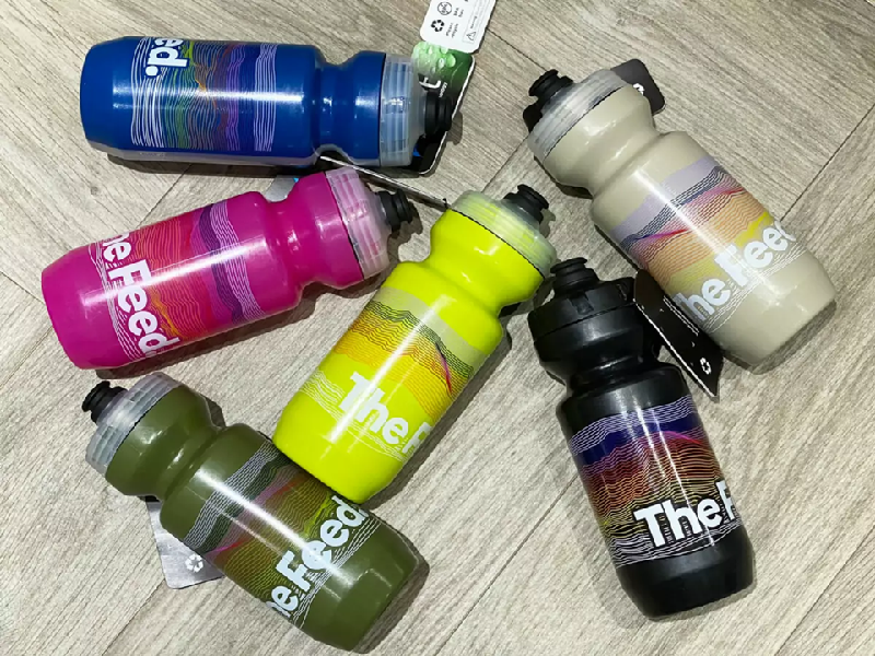 Mua Bình Nước Cầm Tay Cho Runner Ở Đâu Tại TP.HCM?