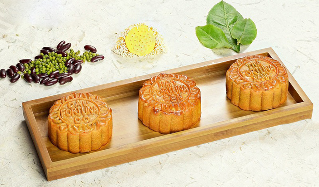 Giá Bánh Trung Thu Moon Cake - Cập Nhật Năm 2024