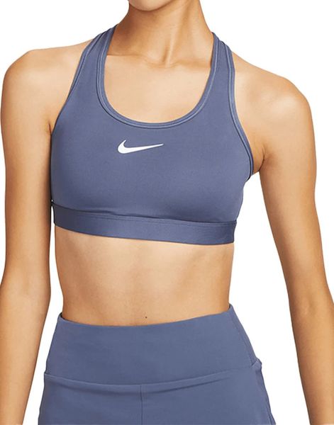 Áo ngực thể thao chạy bộ nữ Nike Swoosh Medium-Support giúp bạn luôn khô ráo và thoải mái