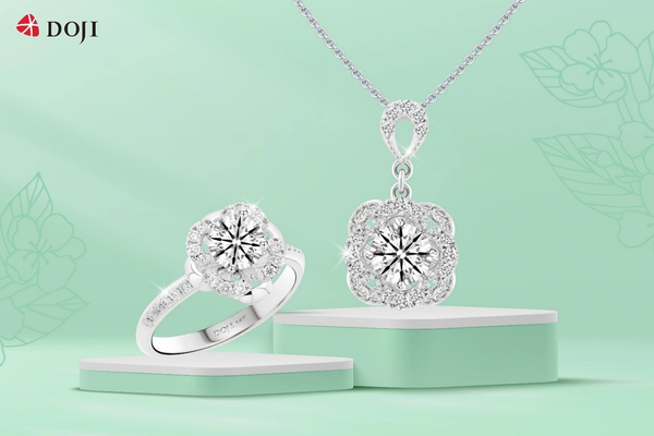 Bộ trang sức Jasmine sở hữu thông điệp yêu thương, phù hợp để làm món quà giúp phái nữ thêm phần lộng lẫy và tự tin