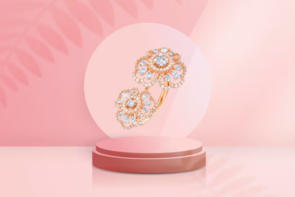 Nhẫn vàng hồng gắn kim cương với hoạ tiết hoa sang trọng tại DOJI