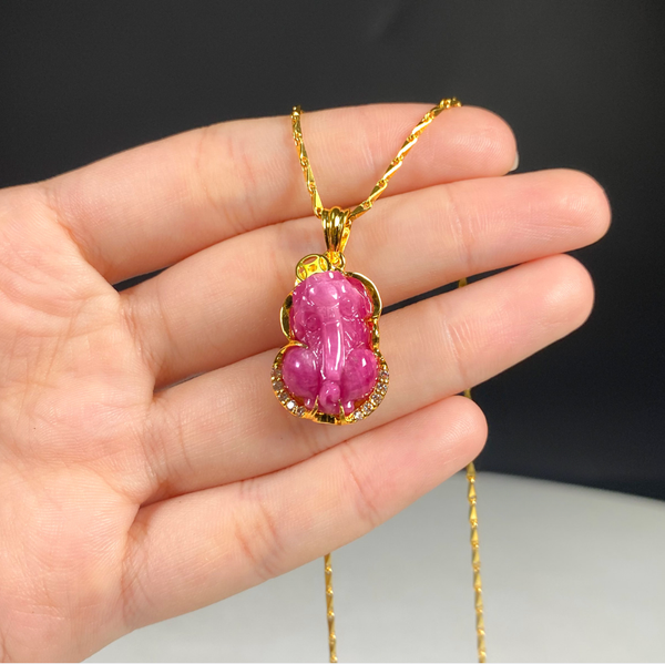 Mặt dây chuyền ruby hình Tỳ hưu cầu tài, cầu lộc