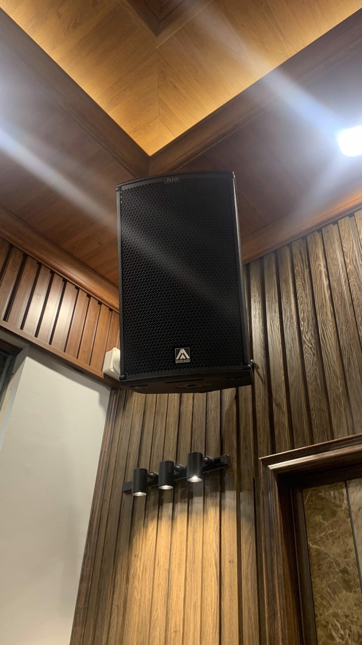 Thi công dàn loa karaoke gia đình Amate N12Pr tại Chương Mỹ, Hà Nội