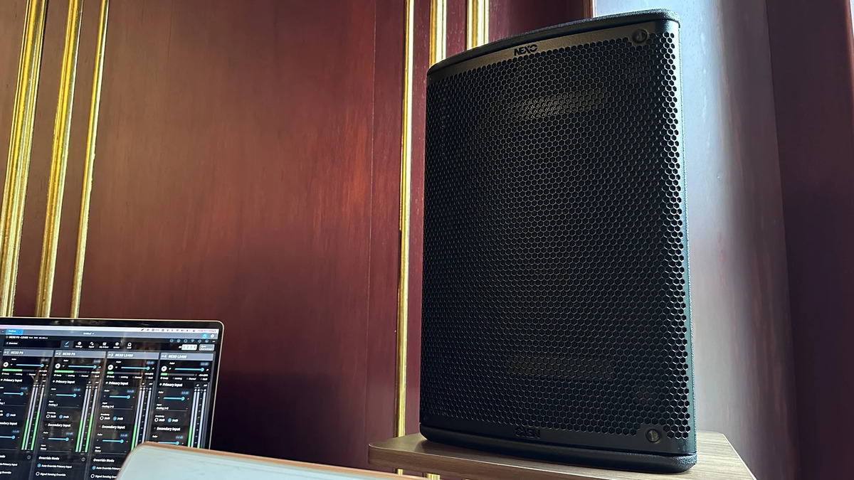 cach bo tri loa trong phong khach 2