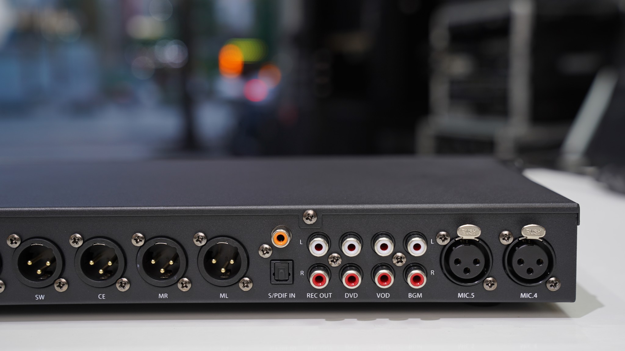 hinh anh danh gia vang so dmx dk6000 pro so 4