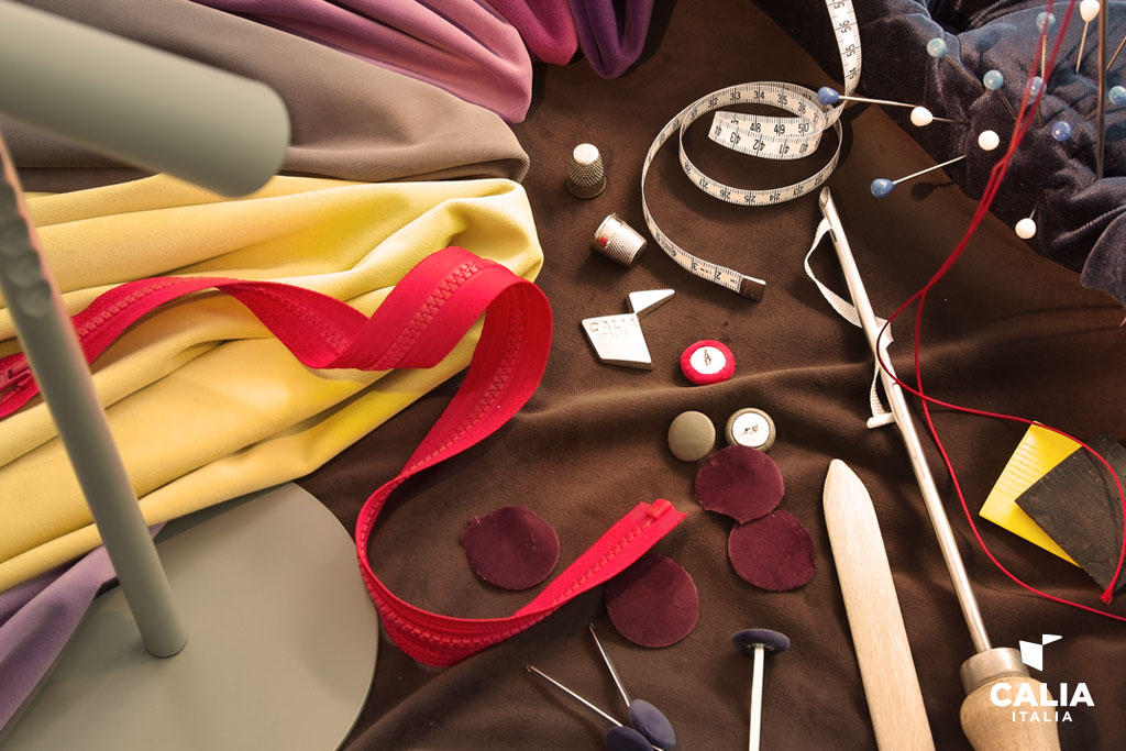 Tái Tạo Không Gian Sống Với Ghế Sofa Mới: Hướng Dẫn Thay Đổi Bọc Ghế Sofa Tại GUSOFA