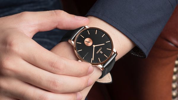 Đồng hồ nam thiết kế đẹp, sang trọng