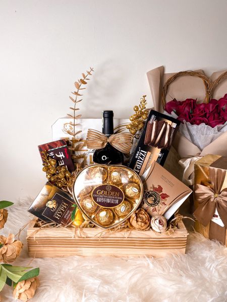 Tặng quà sinh nhật cho sếp nam - giỏ quà tinh tế, sang trọng