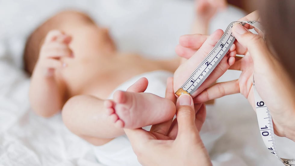 Những dấu hiệu bất thường ở trẻ sơ sinh cảnh báo bệnh gì?