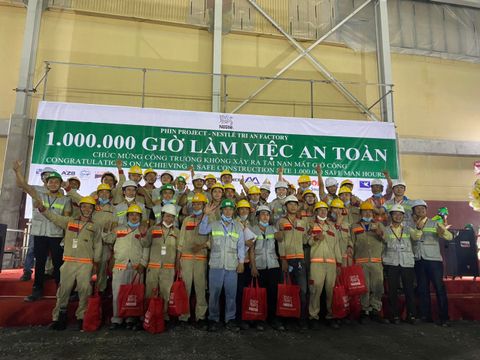 Quốc Việt tự hào là nhà thầu tham dự chương trình "1 triệu giờ làm việc an toàn - dự án PHIN Nestle Trị An"