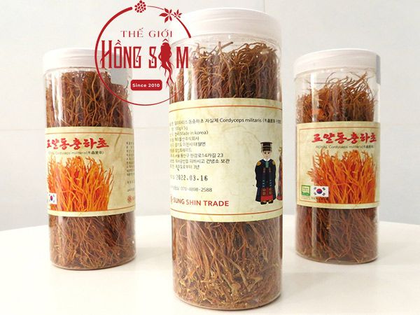 Hình ảnh đông trùng hạ thảo sấy khô lọ 100g chính hãng Hàn Quốc.