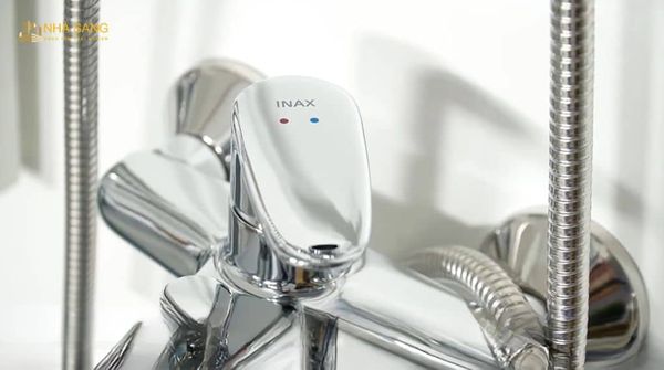 cach su dung voi sen nong lanh thong thuong