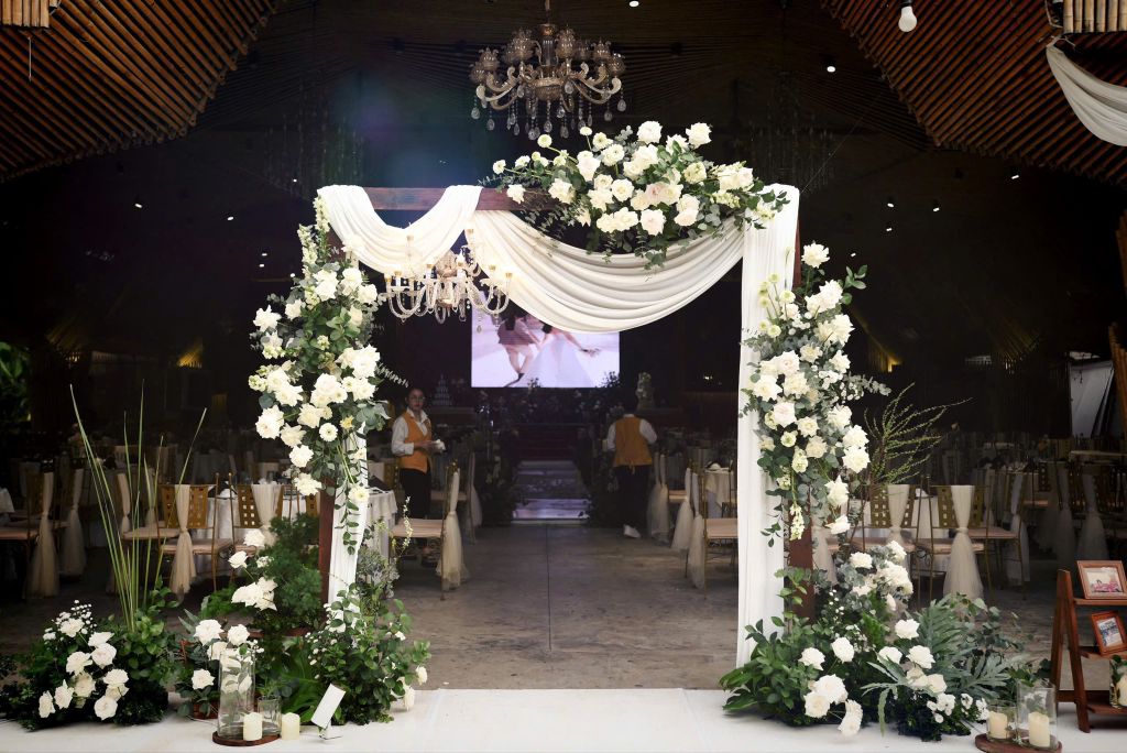 Sảnh Cưới Ngoài Trời Đông Hồ Eden – Nơi Mọi Khoảnh Khắc Đều Được Tạo Nên Bởi Tình Yêu
